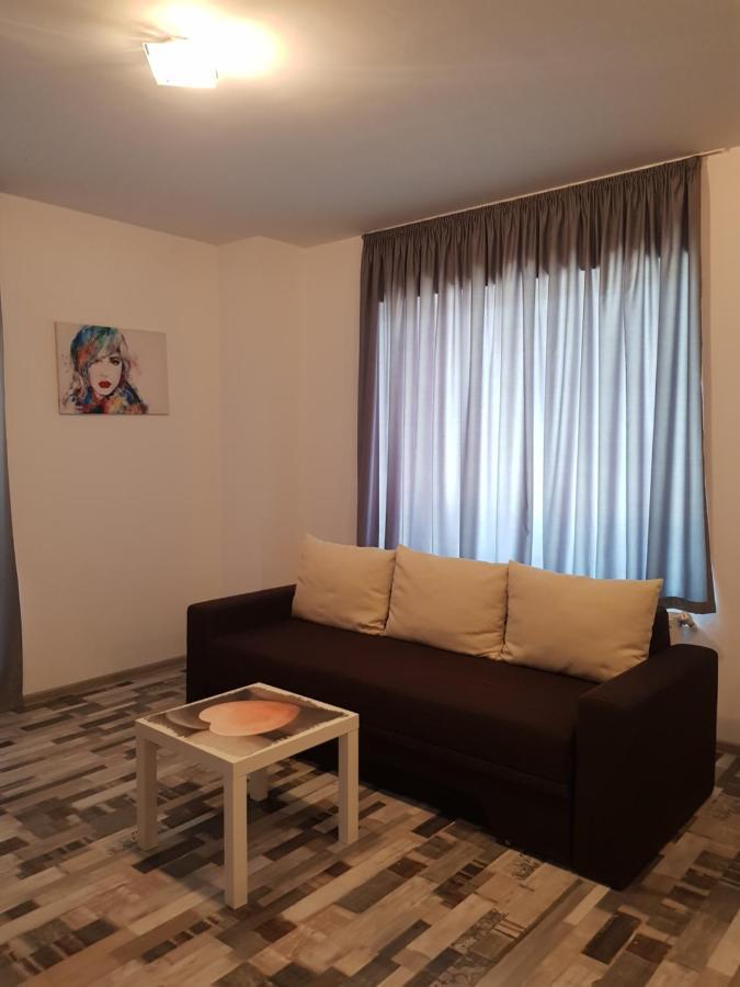 Summerhouse Apartments Mamaia Exterior photo